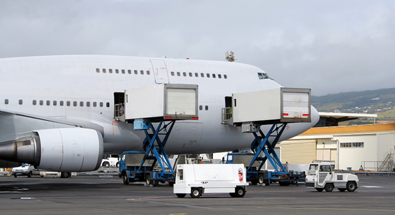 國際空運，帶電貨物